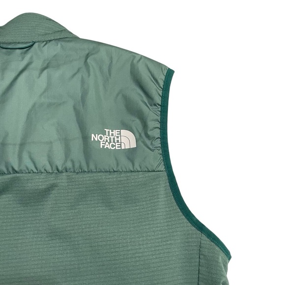 The North Face Men's Winter Warm Pro Vest Size S Slim Fit Color Dark Sage - Picture 9 of 16